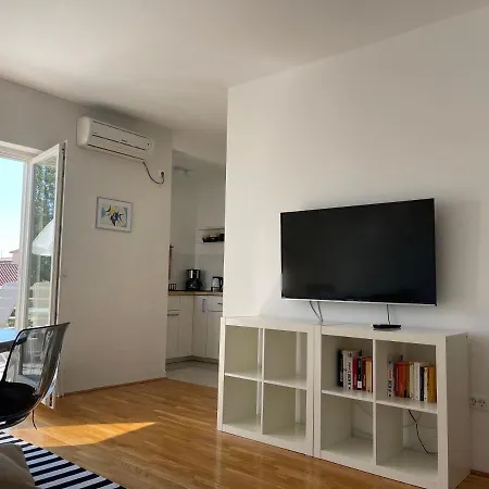Appartement Mali Ivo Nin