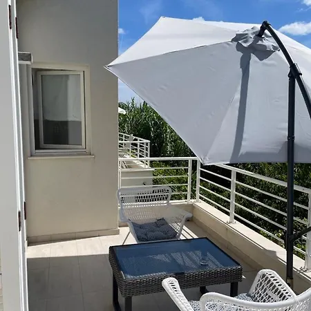 Mali Ivo Apartment