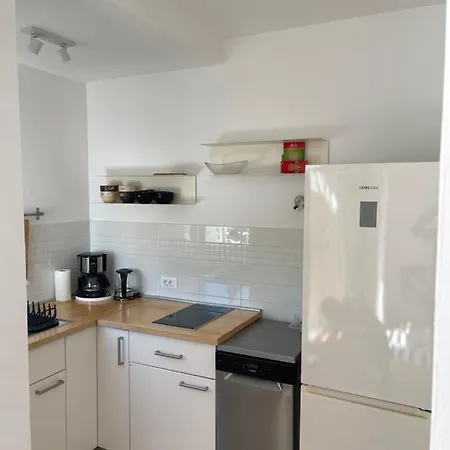 Mali Ivo Apartment Nin