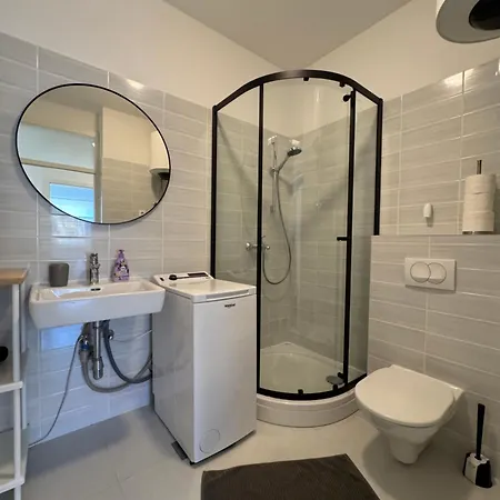 Apartment Mali Ivo *